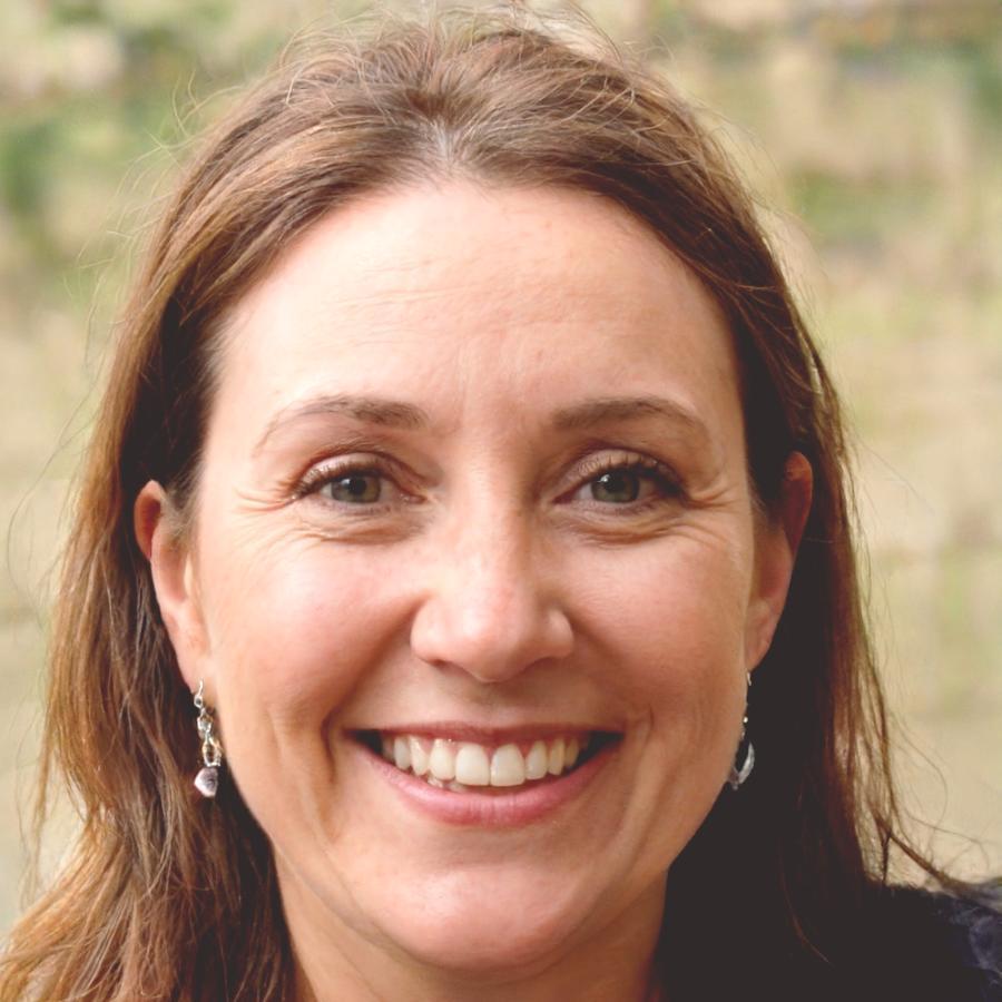 Elowen Thistlewick, investment instructor